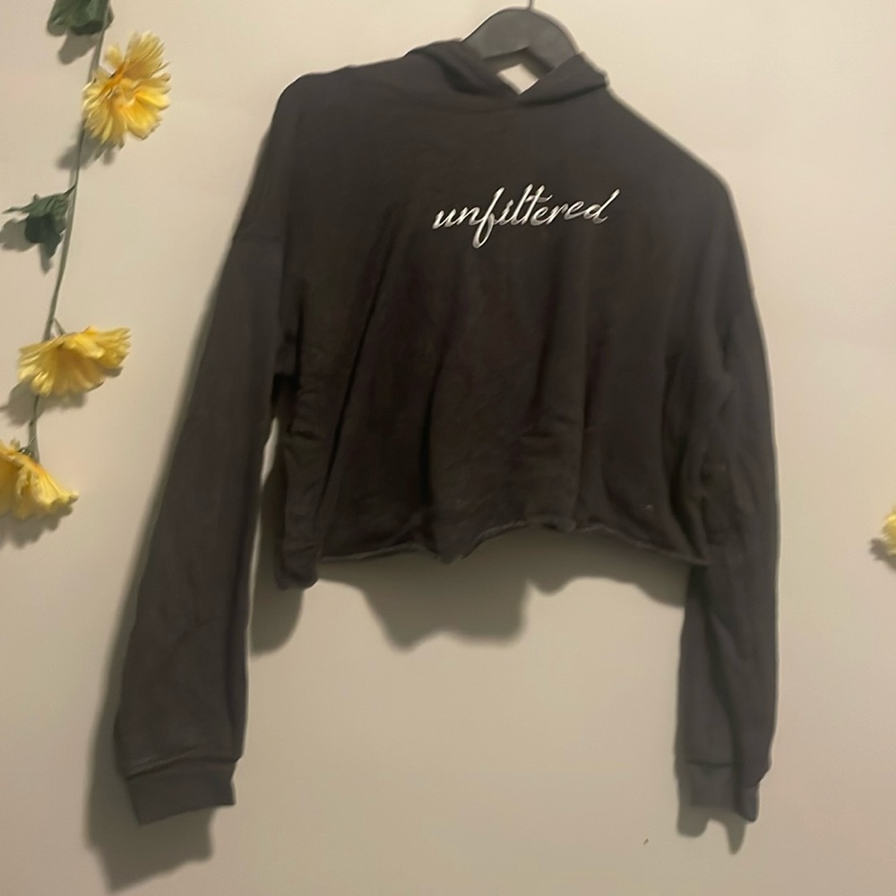 Grey cropped hoodie